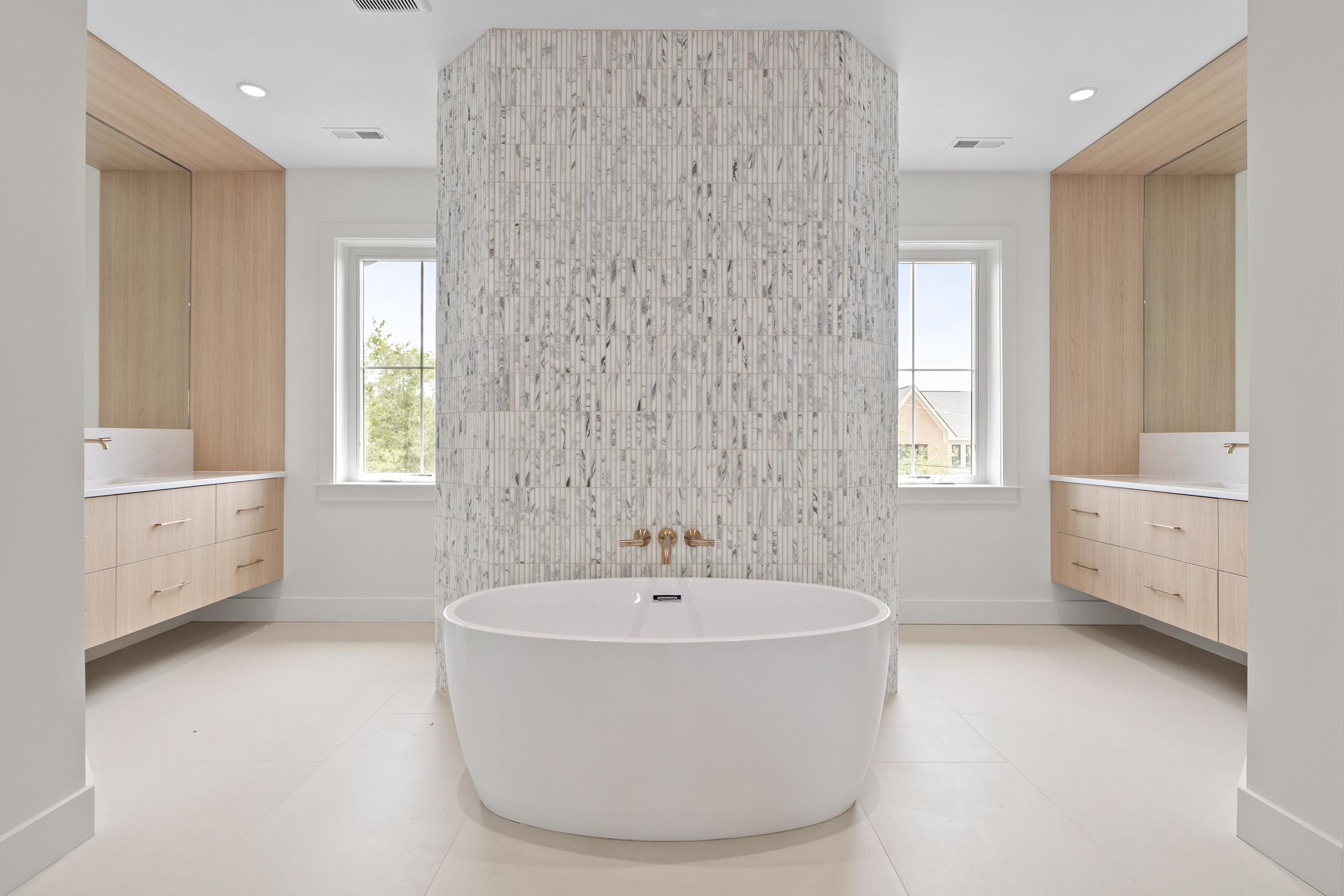 McLean Contemporary_Primary Bath by August Homes